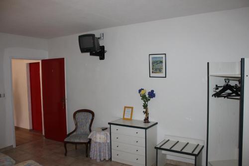Hotel Restaurant La Camargue - image 4