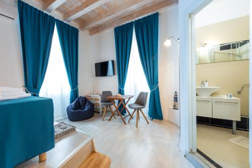 Nautica Room North - Old Town 3