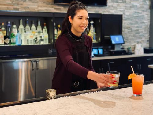 Holiday Inn Hotel & Suites Silicon Valley – Milpitas an IHG Hotel - image 6