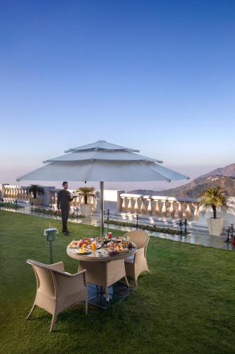 Balcony/terrace, Jaypee Residency Manor in Mussoorie