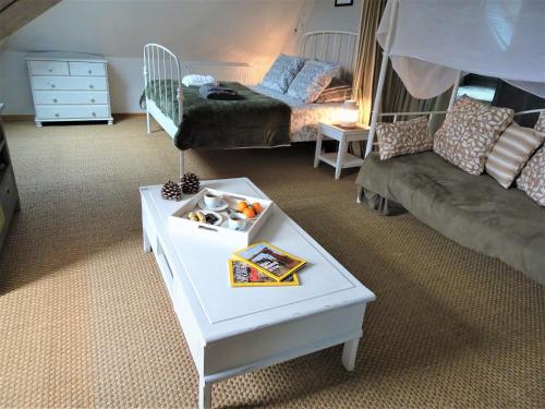 Résidence Les Trois Jardins avec WIFI et Parking gratuit Résidence Les Trois Jardins avec WIFI et Parking gratuit