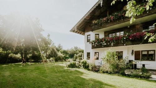 Ferienhaus Bauer in Piding - Apartment