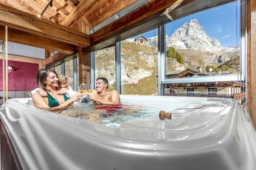 Suite with Sauna and Whirlpool