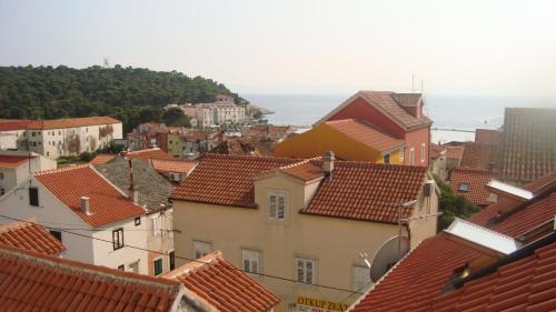 Apartment with Balcony image 1