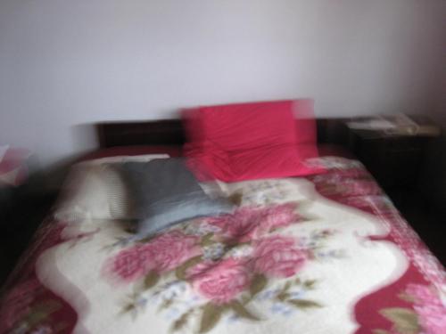 Apt Fareham 4 Bed Family Home with Direct water access