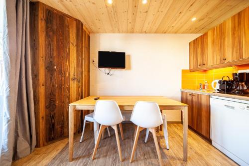 Appartement pour 5 - résidence avec piscine et spa - Apartment - Huez