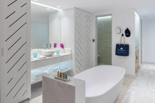 Mykonos Grand Hotel & Resort - image 2