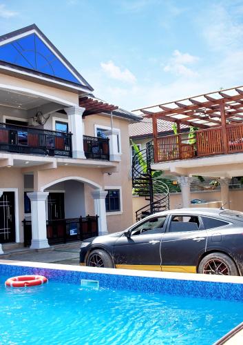Yussals Apartments in Ngleshi Amanfro