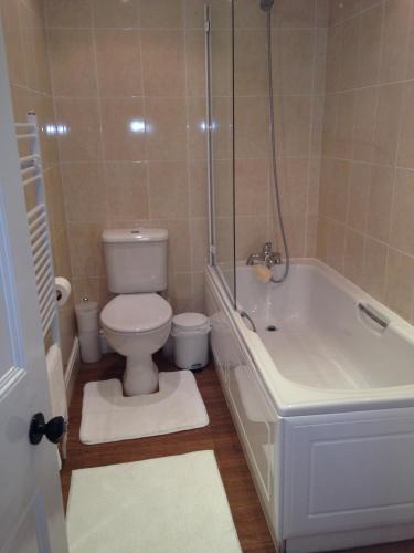 Whitethorn Bed and Breakfast - main image