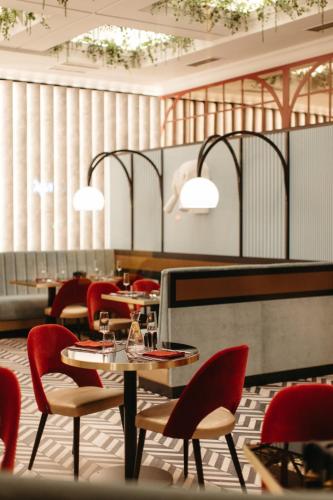 Hotel Select - image 5
