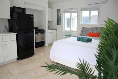 Singer Island Inn Studio/ Walk to the Beach in West Palm Beach, Vereinigte Staaten von Amerika