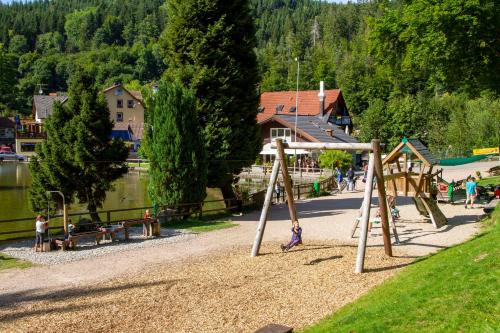 Self-check-in Ferienwohnungen & Apartments am Bergsee 5