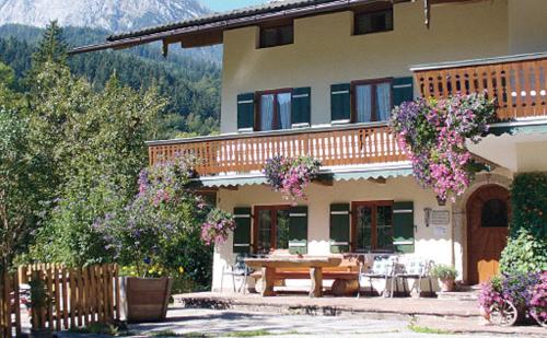 Haus Hirschpoint Ferienwohnungen - Apartment - Ramsau