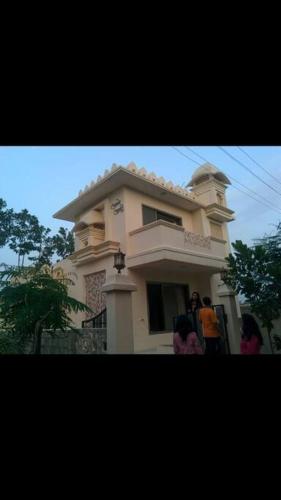Amche-Amhi Rajwada for Royal People