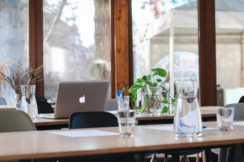 Atlas Hotel Garni - image 8