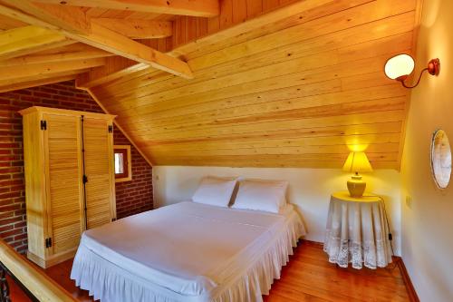 Tranquilla River Lodge - image 12