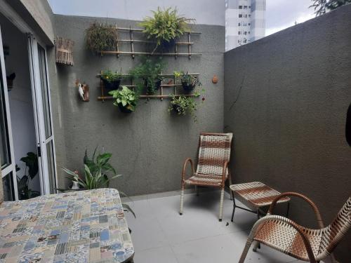 สวน, Charmosa casa em condominio com quintal in วีลาอันดราเด