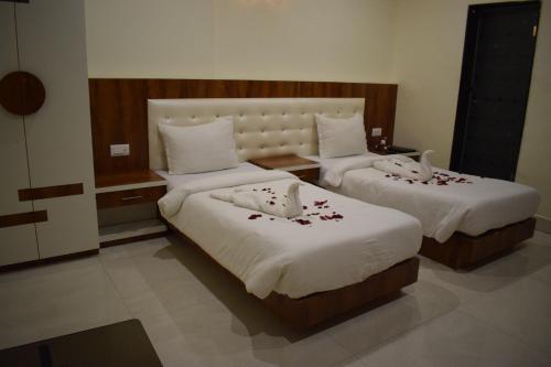 HOTEL THE HILLS  in Ambikapur