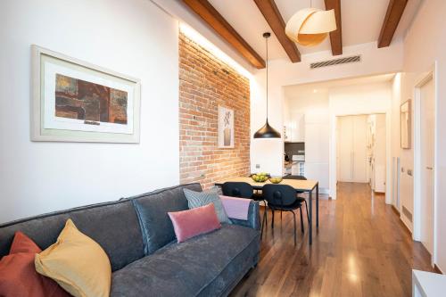 Aspasios Market Balconies Apartments