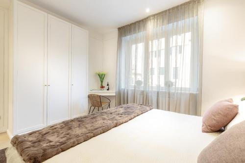 The Palace View Penthouse modern luxury in Lucca - image 4