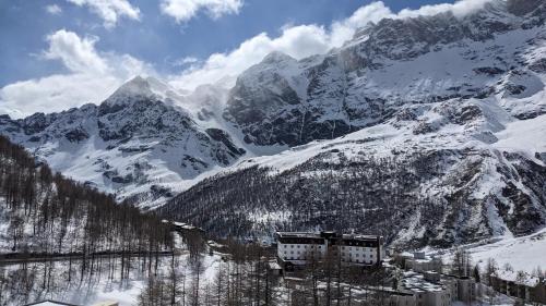 Cervinia Apartment 2121 - Ski & Mountain Panorama