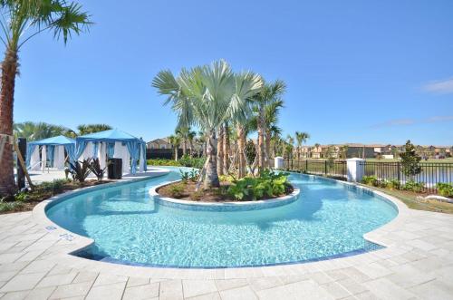 Luxury 8BR Resort Mansion with Private Pool, Hot Tub & Games!