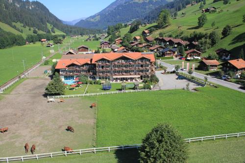Hotel Simmenhof in Lenk im Simmental, Schweiz