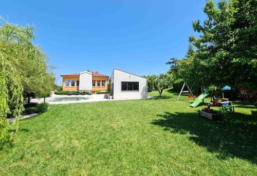  Villa Franka in Nedeščina