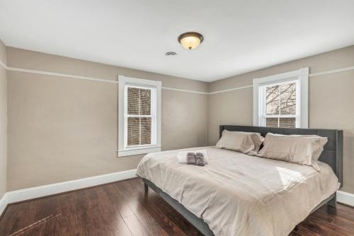 Delightful Pet Friendly Family Home In Great Location! home