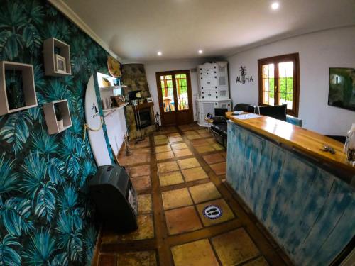  La Wave Surf House & School in Somo