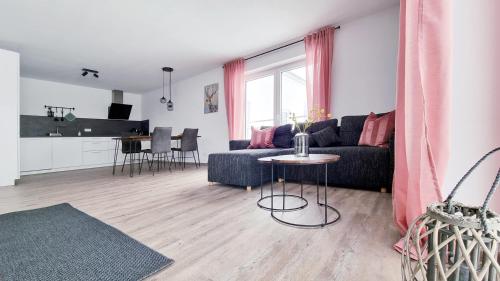 Superior One-Bedroom Apartment with Balcony