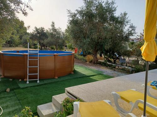 Kert, Páteo Lima (Pateo Lima) in Guadalupe