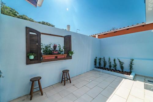 Four-Bedroom House image 8