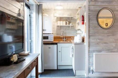 Loughview chalet 2