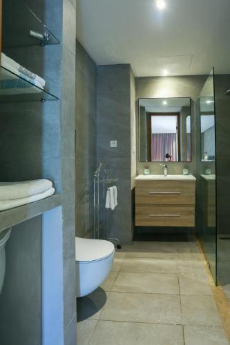 Lavish Flat in new city #fastwifi#Parking, Casablanca (foto 10)