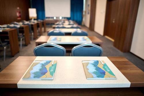 Hotel Malibu - image 5