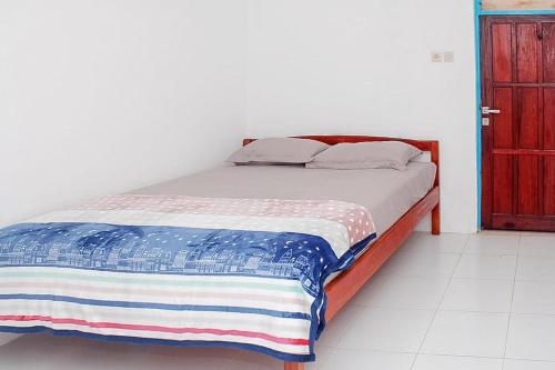 . Liahz Lodge Kelimutu RedPartner