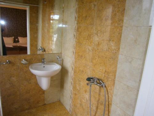 Guest House Hristovi - image 14