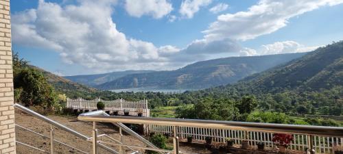Monsoon Mist Resort
