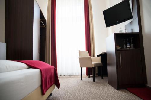 1 twin bed