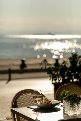 Daios Luxury Living - image 4