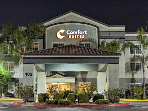 Comfort Suites Fresno River Park