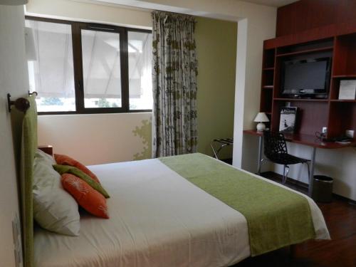 2 double beds