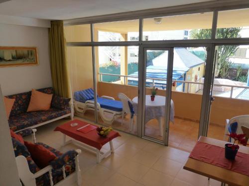 Apartment with Terrace image 4
