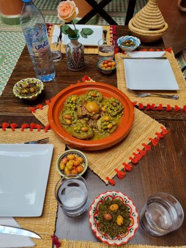 Riad Sultan Suleiman - image 12