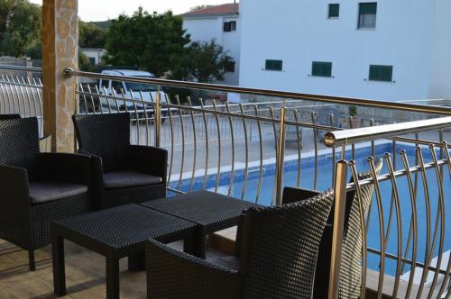 Apartment in Vinišce with Balcony, Air condition, WIFI, Washing machine (4753-2), Vinišće (foto 4)