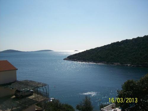 Apartment in Vinišce with Balcony, Air condition, WIFI, Washing machine (4753-3)