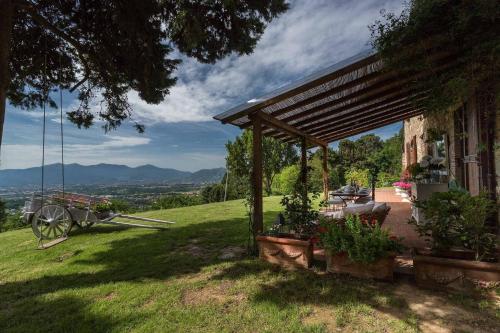 Villa Brigante, Agriturismo panoramico appartato con piscina privata, aria condizionata, immerso nella natura!