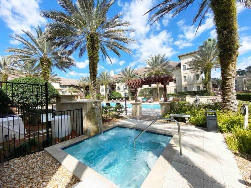 . Luxury Condo in Golfer’s Paradise