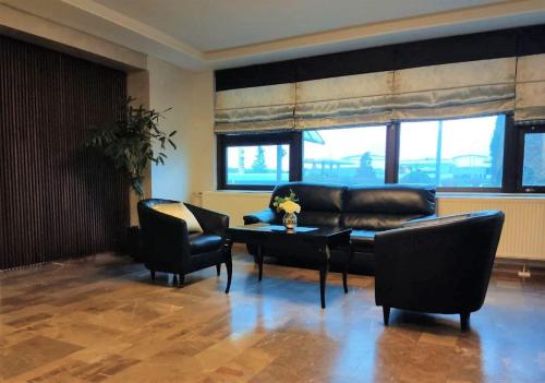 Hotel Cargo - image 3